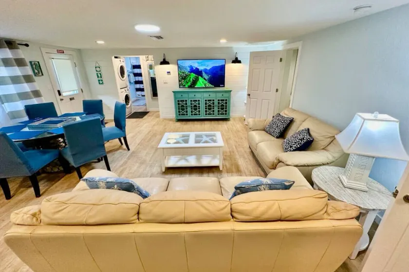 Star Fish 3 Bed 2 bath POOL Walk to Beach - Image 1