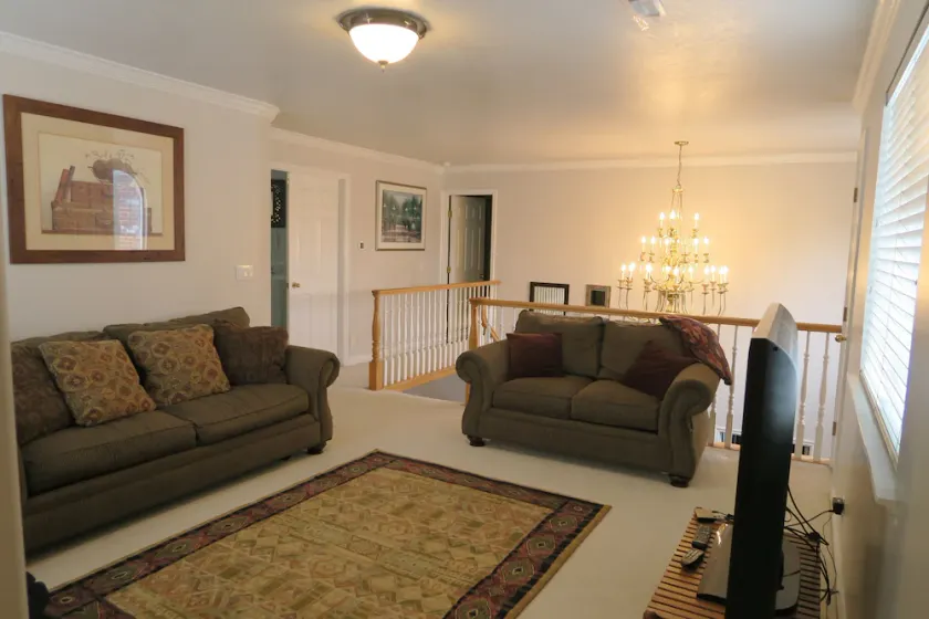 Største Ski Home i Sandy. Tilbyder Lodge / Elevator Specials! - Image 1