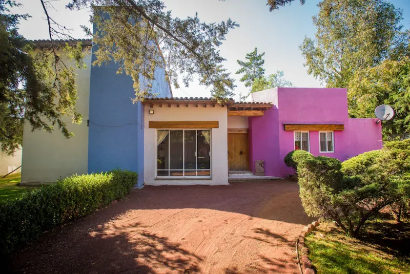Casa de campo con 2.500m de jardín y parque infantil. - Image 1