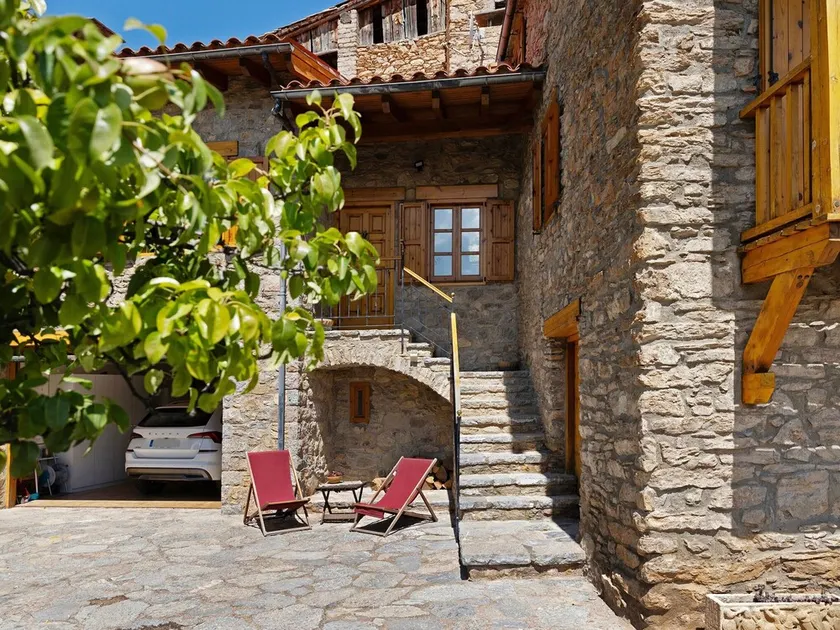 Chalet de montaña con vistas - Image 1