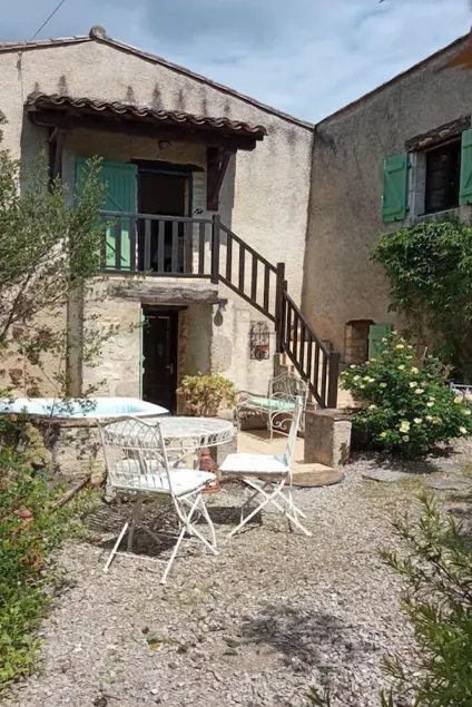 Whole cozy country cottage in South of France. - Image 1
