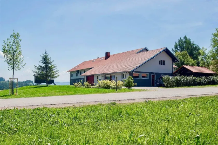 Moderne-barrierefreie-Ferienwohnung - Image 1