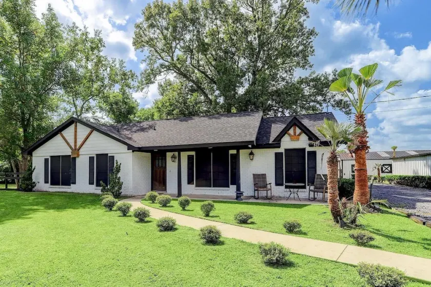 Encino Ranch - A relaxing Retreat - Image 1