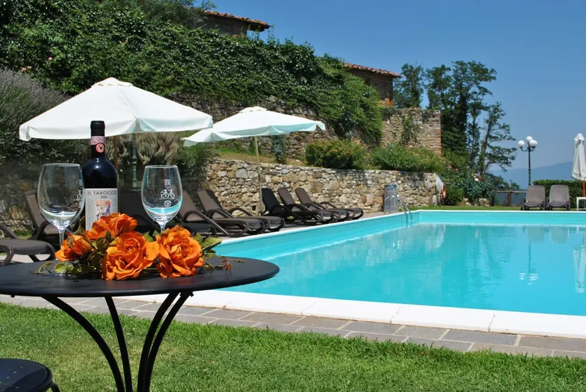 Villa il Castellaccio # 2 Chianti, apartamento en Toscana con piscinas - Image 1