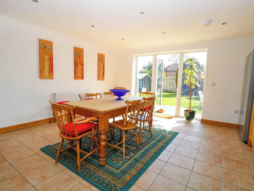 Cedar View - Image 1