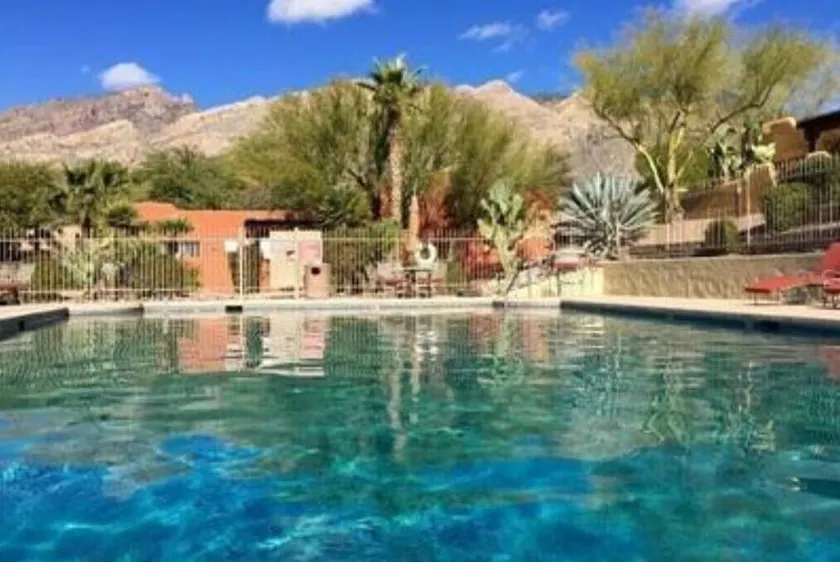 Catalina Foothills Oasis - Image 1