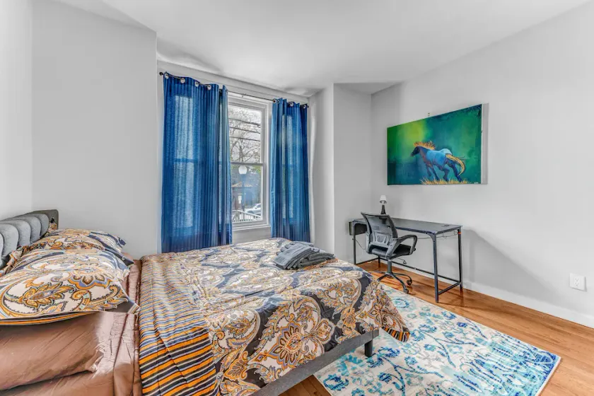 Modern 2BHK - 15 mins bus ride to Time Square, NYC - Image 1