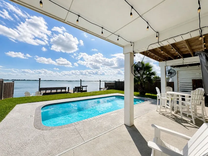 Schöne neue Bayfront Haus mit Pool - Image 1