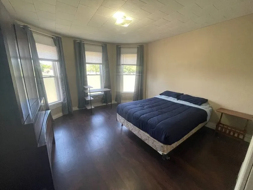 (F1) Convenient 3br Syracuse University apartment - Image 1