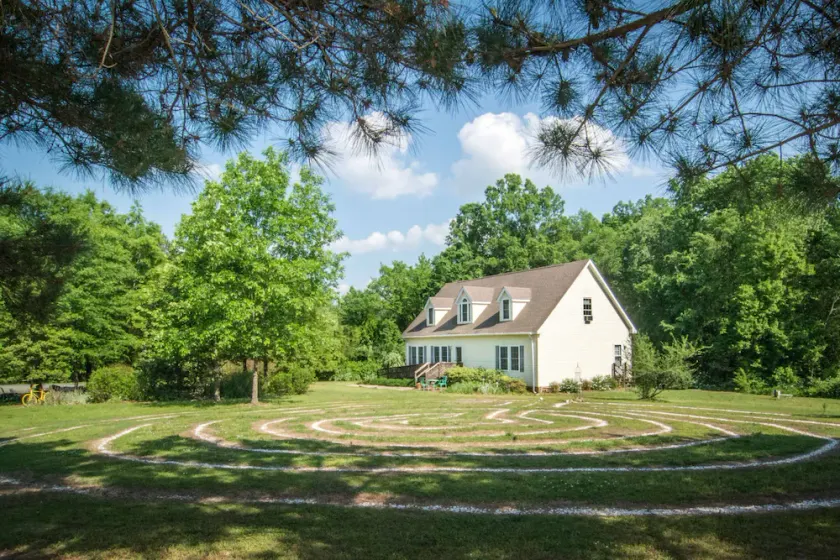 Retreat on 11 Acres for Groups with a Labyrinth, Firepit, Trails - Image 1