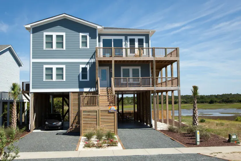 5 Bedroom 2nd Row Home with Heated Pool and Spectacular Marsh and Ocean Views - Image 1