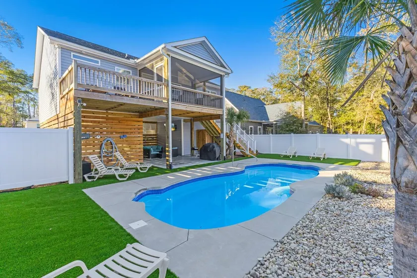 Gorgeous Home with Opt Heated Private Pool - Dog Friendly -6 Seater Golf Cart Included W/ Parking - Image 1