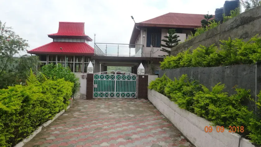 Independent Floor Near Shimla Airport With Natural Views - Image 1