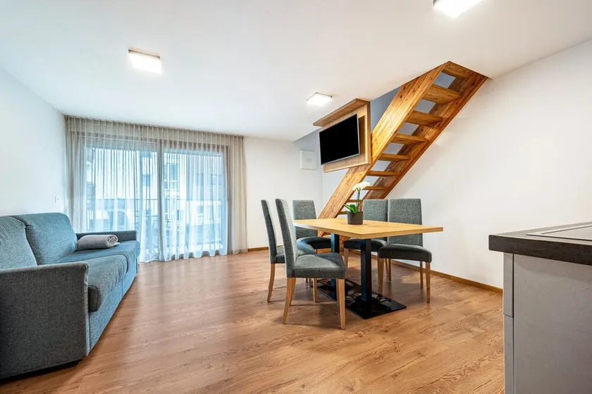 Apartamento \"Kronplatz Villa Colli\" com Varanda e Wi-Fi - Image 1