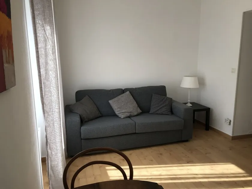 Bright studio in the heart of town for 2 people. - Image 1