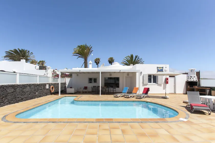 Villa Aphrodite and Villa Apollo 4 bedroom - Image 1