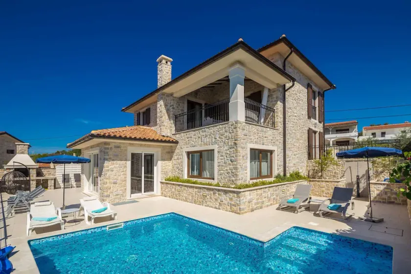 Villa LURDA con magnifica vista sul mare e piscina riscaldata - Image 1