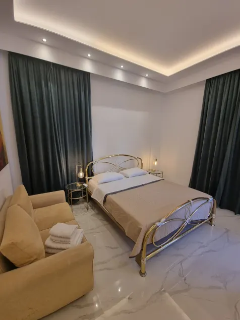 City center beach house - Image 1