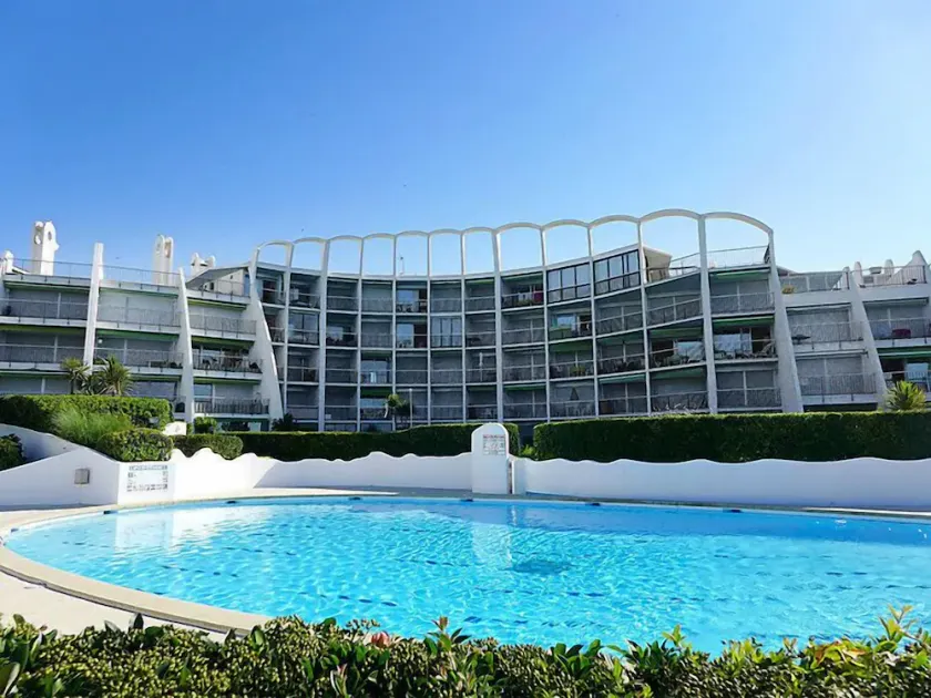 Studio Les Belles Plages-6 by Interhome - Image 1