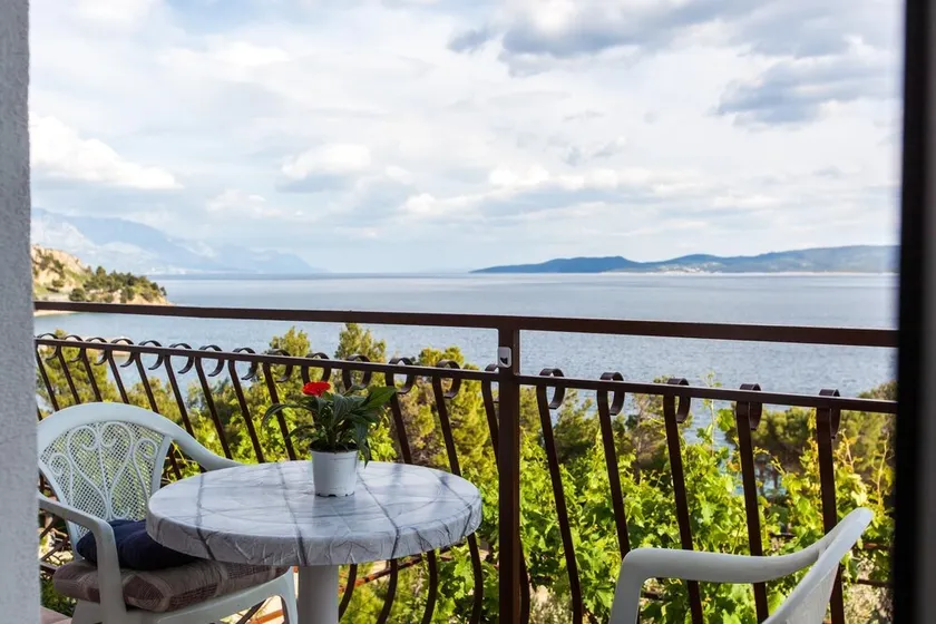 Apartment Blaženka A5 - Lokva Rogoznicka, Omis - Image 1