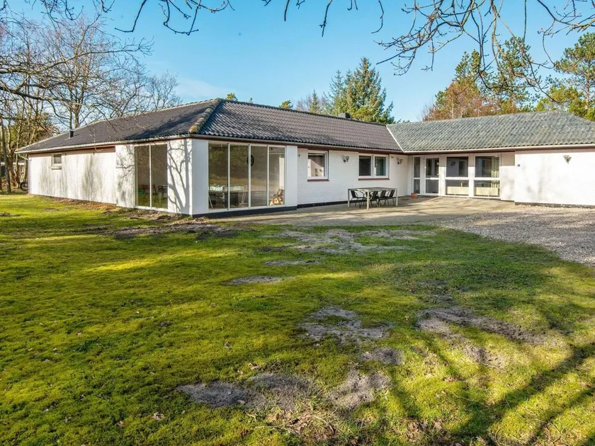 18 Personen Ferienhaus in Rømø - Image 1
