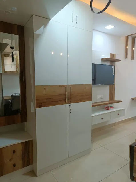 Lavish Studio Apt (721) in West/Central Delhi - Image 1