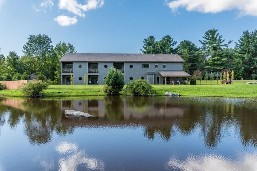 Suite 4 - Quiet and private accommodations in a country setting. - Image 1