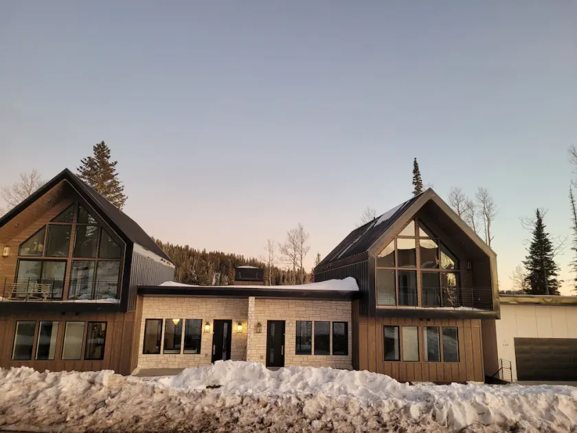 Steps away from the slopes!  Recently built Scandinavian Cabin with Jacuzzi! - Image 1