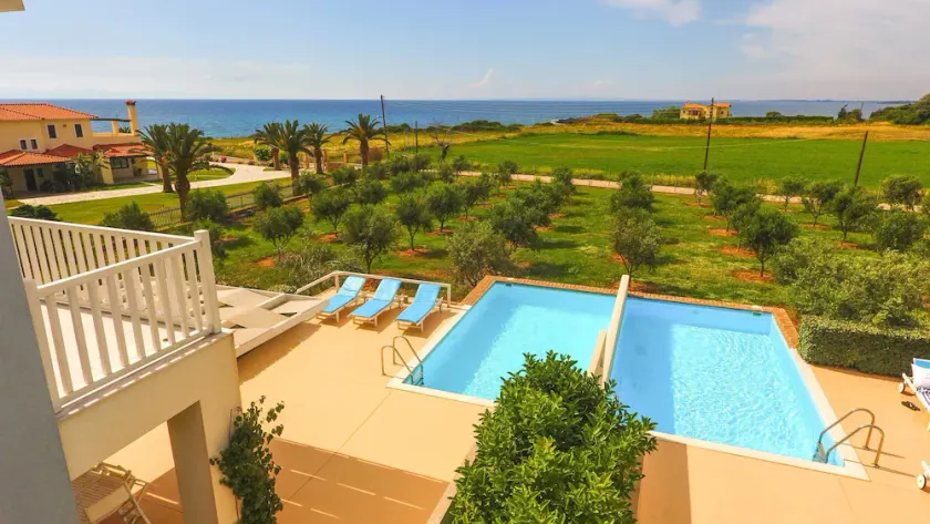 Betty's Villas - Image 1
