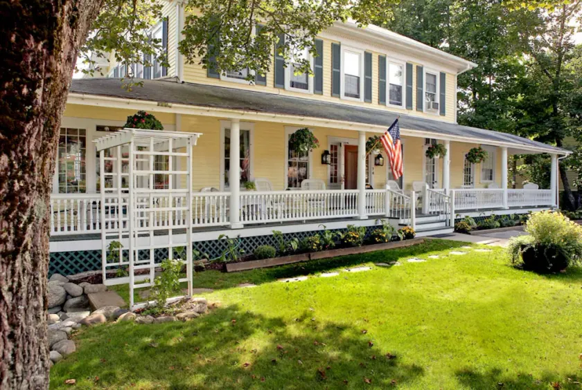 Holbrook House - Image 1
