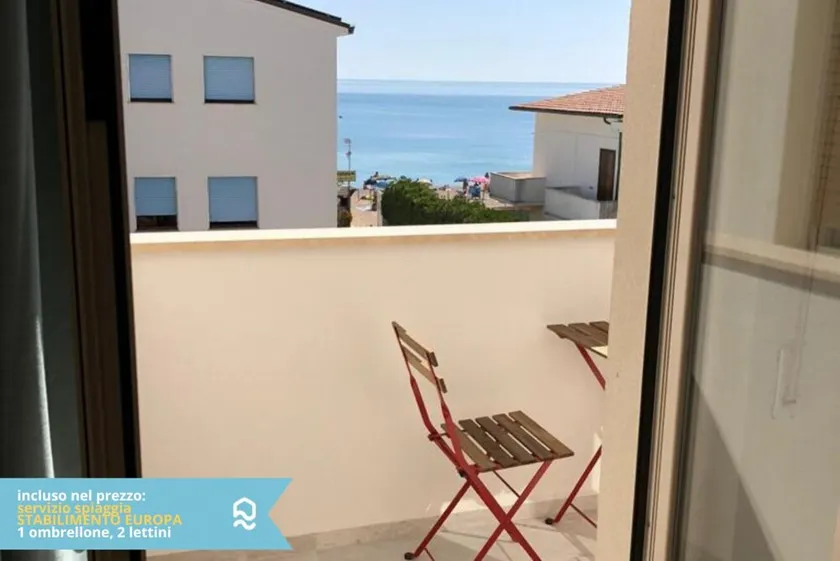 RS304 - Marcelli, nuovo bilo fronte mare con spiaggia inclusa - Image 1