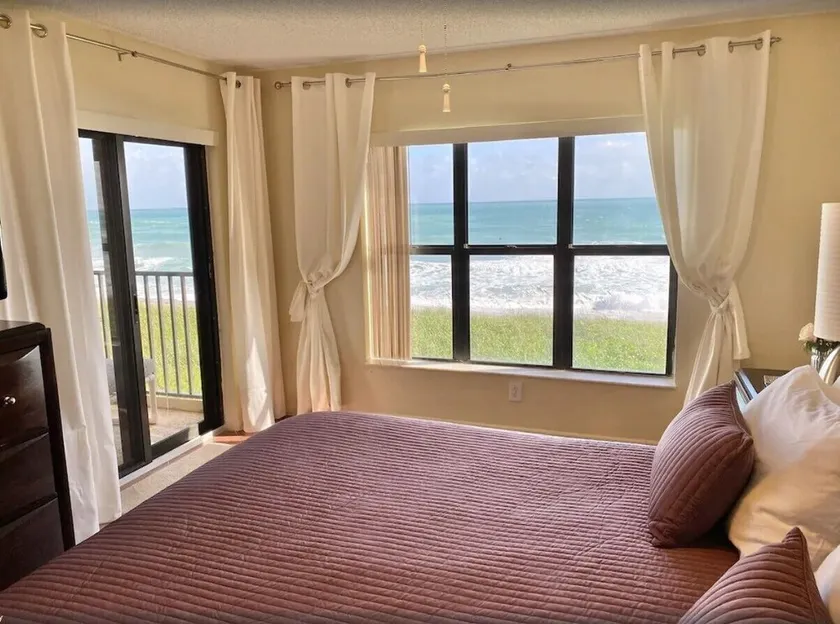 DIRECT OCEAN FRONT ON BEACH! Amazing views throughout! Mthly Discount! 2br/2ba - Image 1