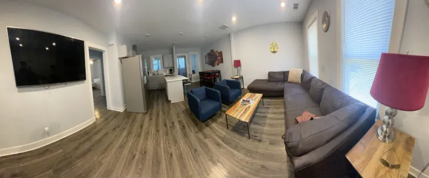 Nyrenoverat lyxigt Midtown Duplex i hjärtat av Overton Square - Image 1
