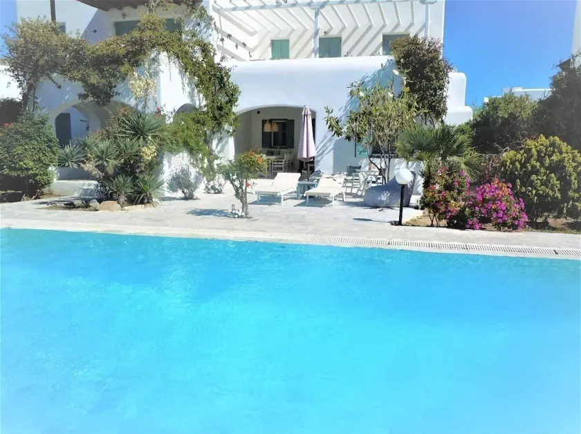 Dream House - Image 1