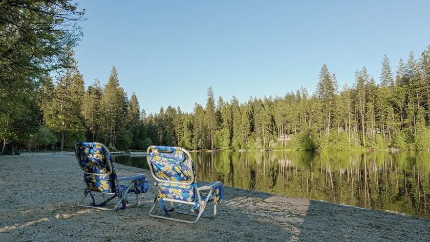 Lake, Hot Tub, Baby & Toddler Friendly, Walk to Town - Image 1