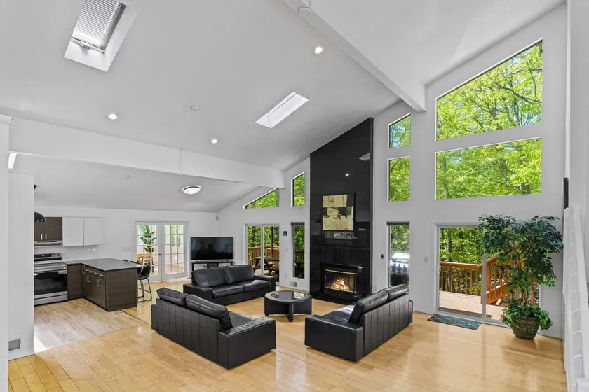 Streamfront, Moderne 4000 sf, Sauna, Wi-Fi, A / C. - Image 1