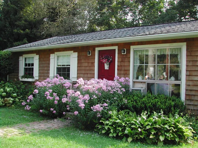 Cottage House Convenient to all tournaments, great getaway, Foosball - Image 1