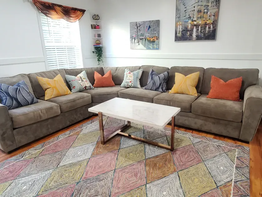 NEW! GREENWICH HOUSE WITH NYC FLAIR/CLOSE TO BEACH & NYC - Image 1