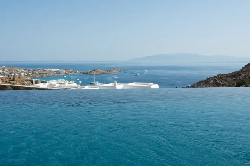 Elit Villa Psarou Heated Pool Jacuzzi - Image 1
