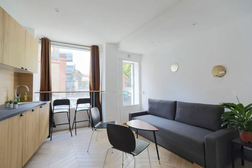 VAL DE GRACE APARTMENT - Image 1