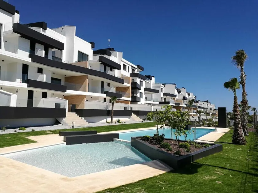 Superb apartment for 4 people - Large terrace, Swimming pools, Sauna, Fitness - Image 1