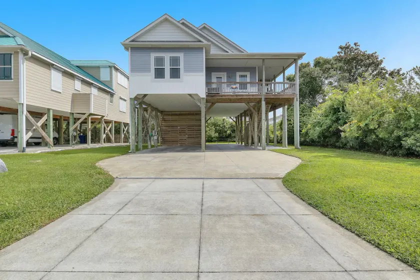 Bonne Mer: 3 BR / 2 BA Haus in Oak Island, 6 Personen - Image 1