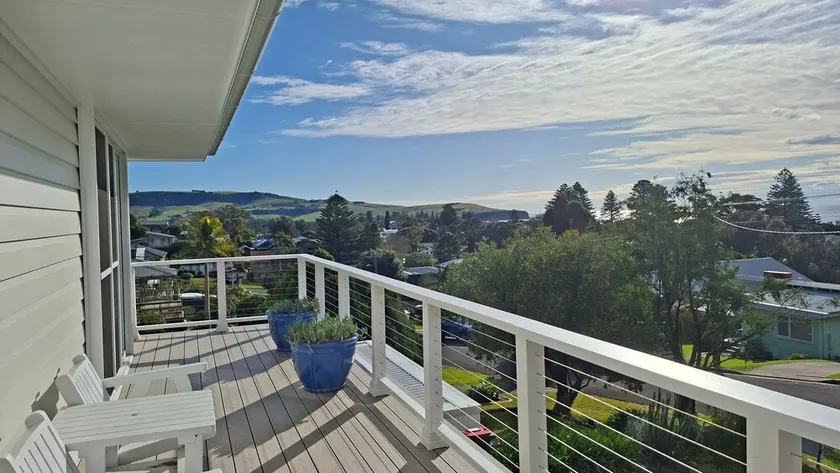 Werri ESCAPE, Gerringong - Image 1