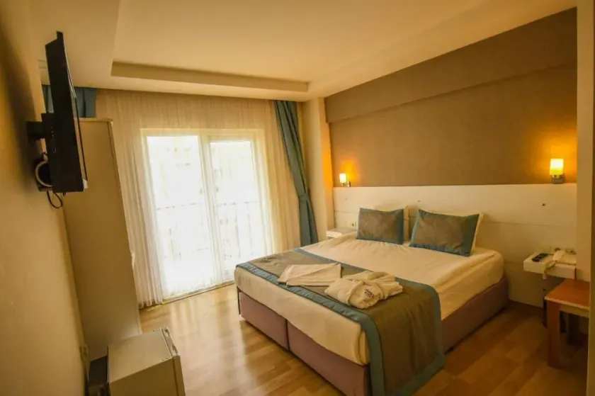 ParionHouse Hotel - Image 1