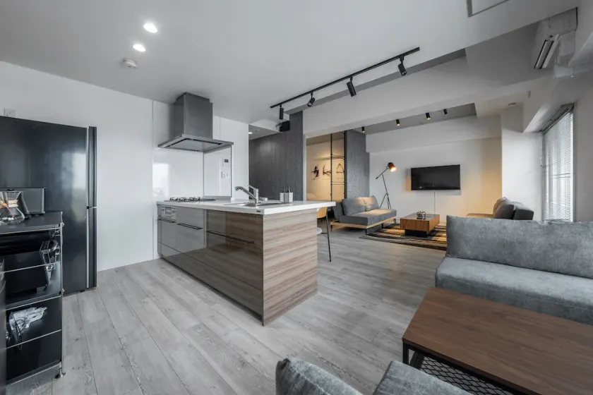 Luxia 503 - Image 1