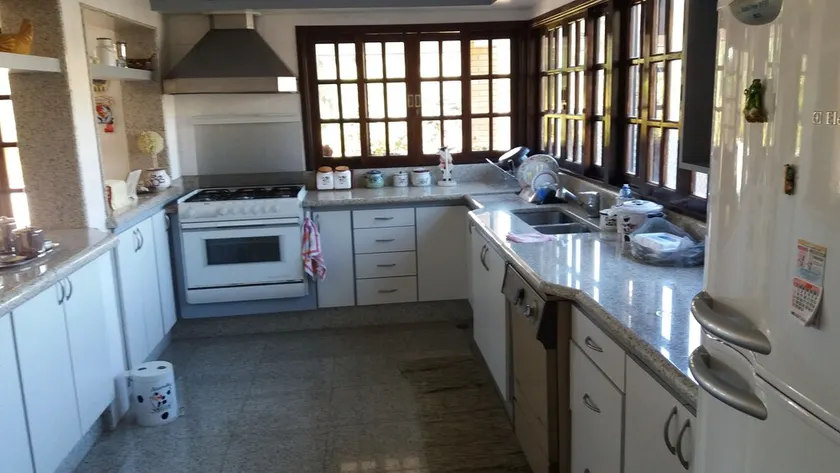 Casa en un paraíso verde con lago dorado, comunidad cerrada - Image 1