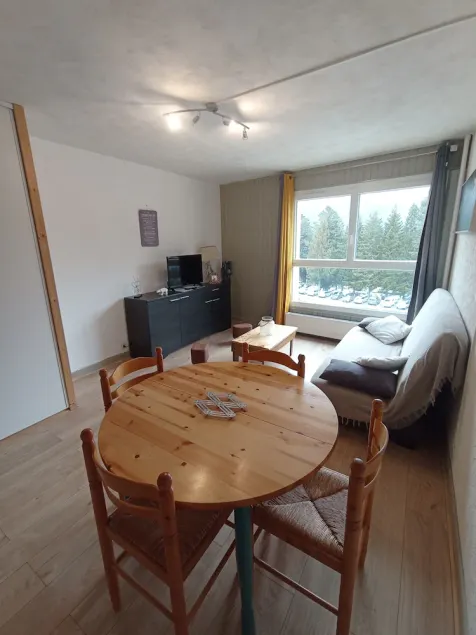 Studio avec vue sur la prairie - Image 1