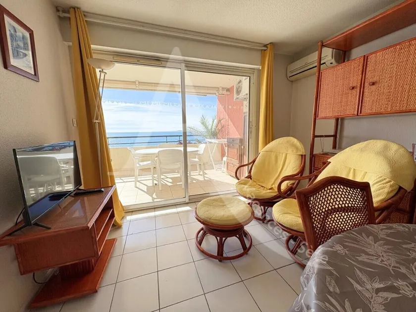 T2 + COIN CHAMBRE, TERRASSE 1ERE LIGNE MER - Image 1