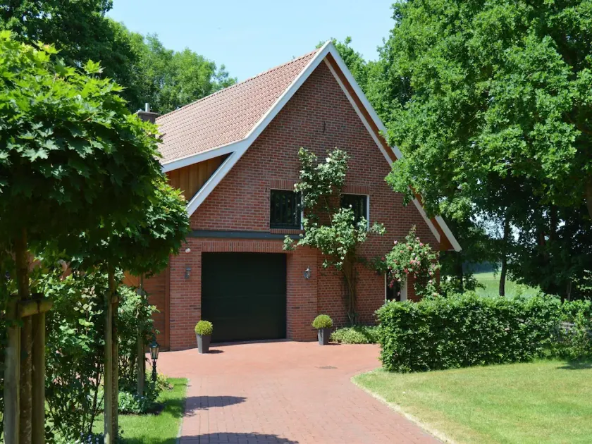 Ferienhaus in Lindern mit Garten & Terrasse - Image 1