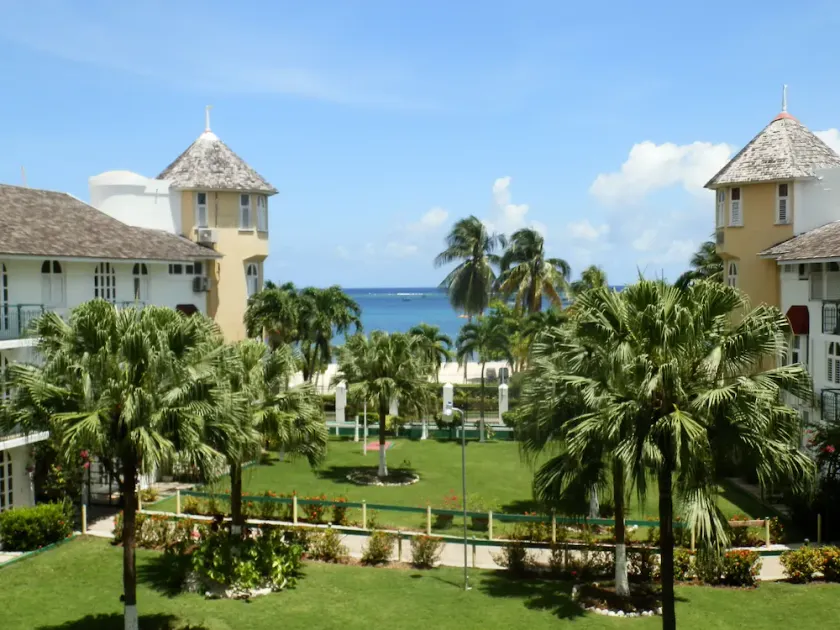 Beach Castles Studio - Image 1